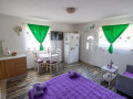 Apartman 1 Violet, Apartmani Good Vibrations blizu mora, Rožat, Dalmacija Rožat